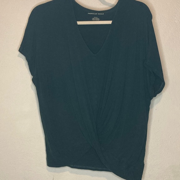 American Eagle Emerald Green Cropped Top - Picture 2 of 4